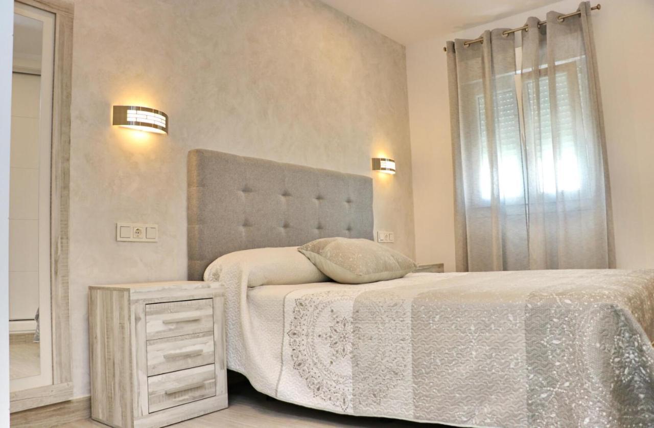 Apartamento Colon โกนิล เด ลาฟรอนเตรา ภายนอก รูปภาพ