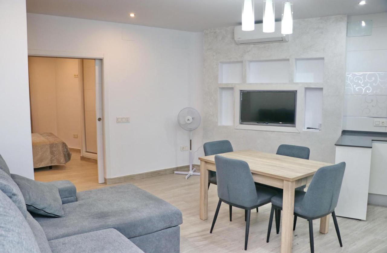 Apartamento Colon โกนิล เด ลาฟรอนเตรา ภายนอก รูปภาพ