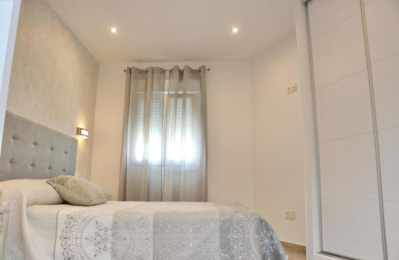 Apartamento Colon โกนิล เด ลาฟรอนเตรา ภายนอก รูปภาพ